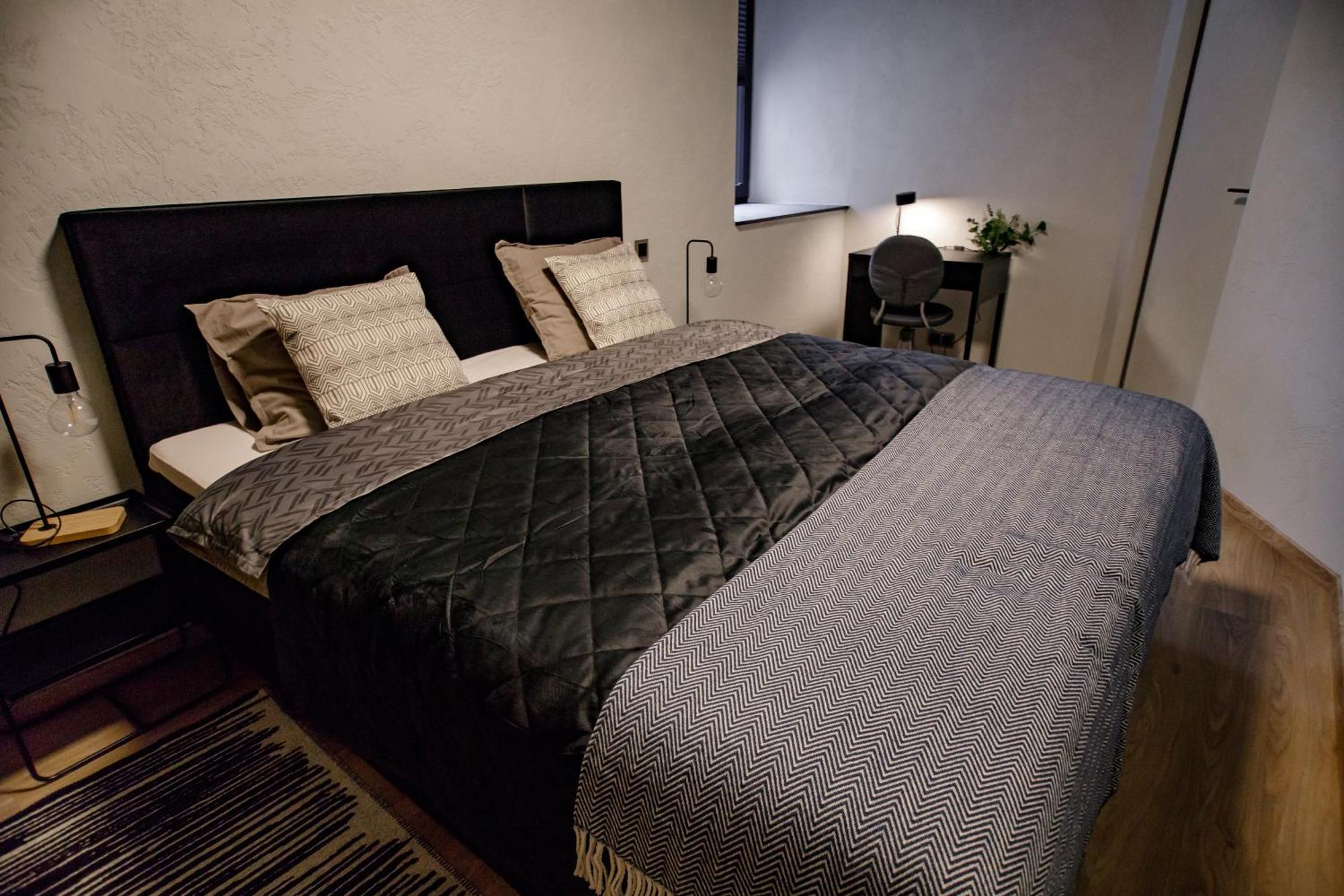 Hales Old Town Urban Apartments Vilnius Bagian luar foto
